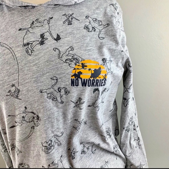 Lion King Hoodie 🦁👑🐗 - Picture 3 of 9